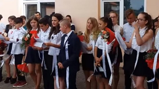 Pandemia de coronavirus amână sau anulează și cursurile festive pentru elevii şi studenţii din anii terminali