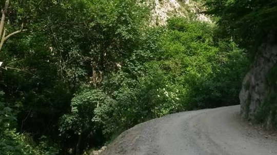 Se curăță traseele montane