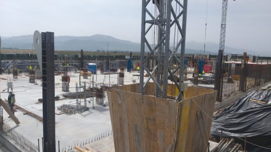 Terminalul Aeroportului International Brașov " Ghimbav se află la cota 0