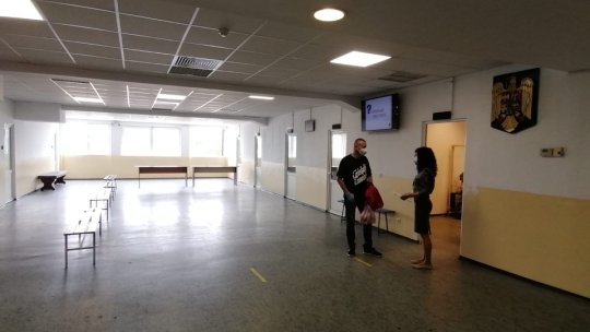 Program modificat la serviciile de pașapoarte și permise auto. Intră doar cei cu temperatura corpului sub 37 de grade