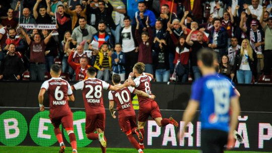 FRF a aprobat propunerea FIFA. În competiții se vor putea efectua 5 înlocuiri pe durata desfășurării jocului