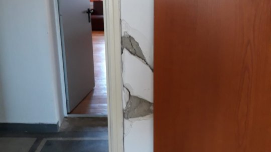 Centrele de carantină se închid din 25 mai. Primăria vrea să facă și inventarul distrugerilor