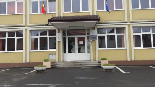 Elevii revin la școală marți, 2 iunie