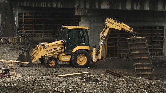 Modernizarea "drumului de sub munte" continuă