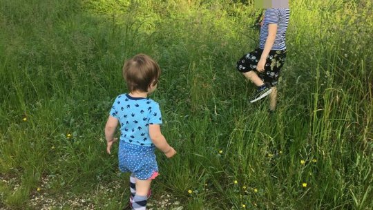 Părinţii îşi pot lua zile libere pentru supravegherea copiilor și după încetarea stării de urgenţă