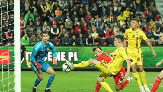 Echipele de fotbal vor putea face câte cinci schimbări pe meci