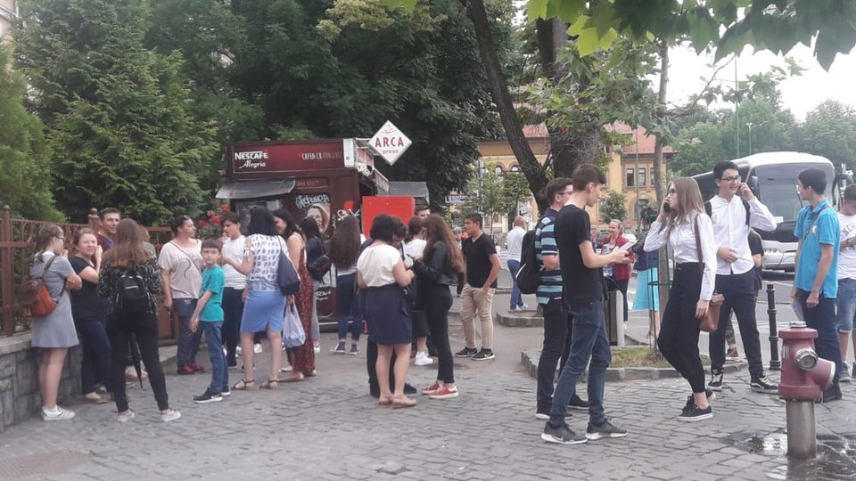 Elevii de top din oraș, premiați și în acest an de Municipalitate. Direct pe card