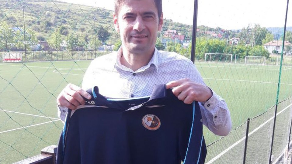 Antrenorul Florin Stângă pleacă de la echipa SR Brașov