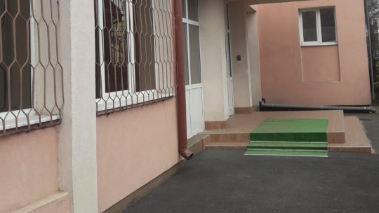 Absolvenții de gimnaziu cu cerințe educaționale se înscriu la liceu din 30 iunie, pe locuri speciale