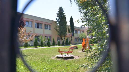 Grădinițele și creșele rămân închise până la toamnă, în municipiul Brașov