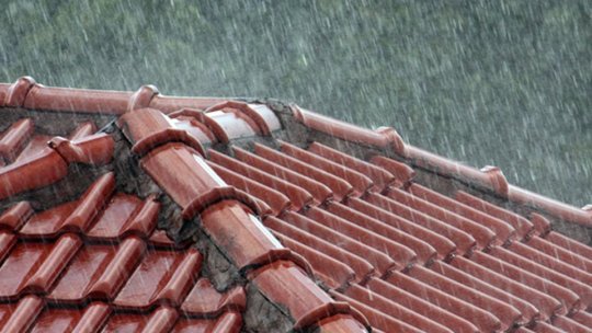 Cod portocaliu de averse torențiale în județul Brașov