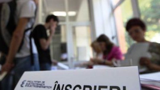 Încep înscrierile la liceu. În acest an, rezultatele la Evaluarea Națională au fost mai mari decât anul trecut