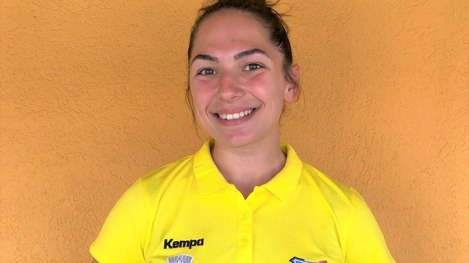 Monica Barabaș, coordonator de joc la echipa de handbal feminin CSM Corona Brașov