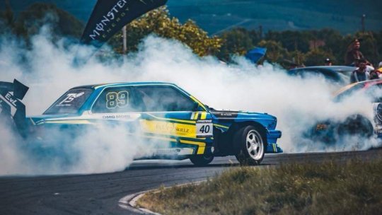 Spectacol pe circuit și în pandemie