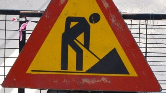 Trafic blocat pe DN73, la Bran, din cauza surpării unui pod