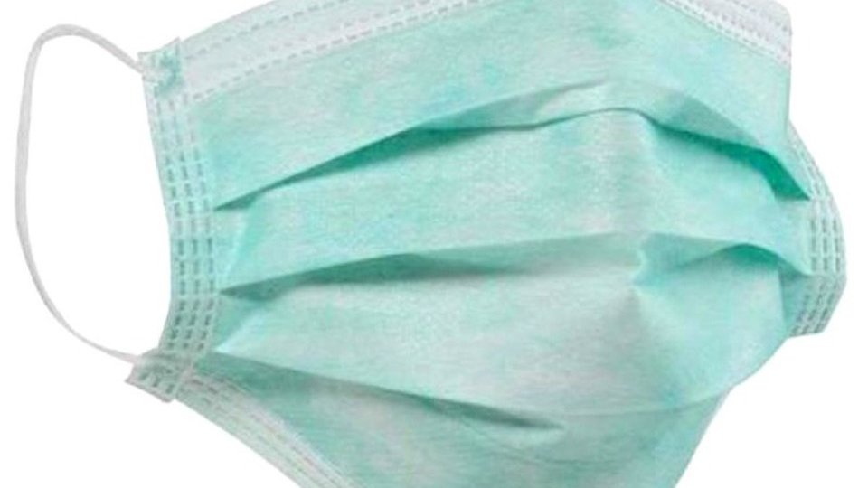 În România se comercializează peste 50 de tipuri de măşti de protecţie care nu respectă standardele europene