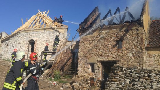 Incendiu la Cetatea Râșnov, în această seară