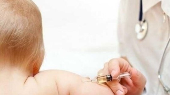La Brașov lipsesc vaccinuri din schema națională de imunizare