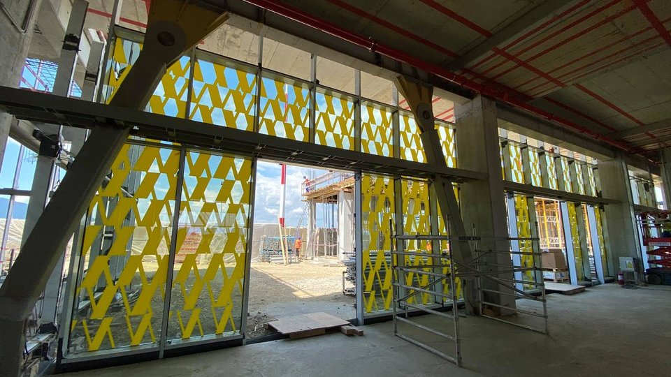 Avans de lucrări de mai mult de o lună la terminalul aeroportului