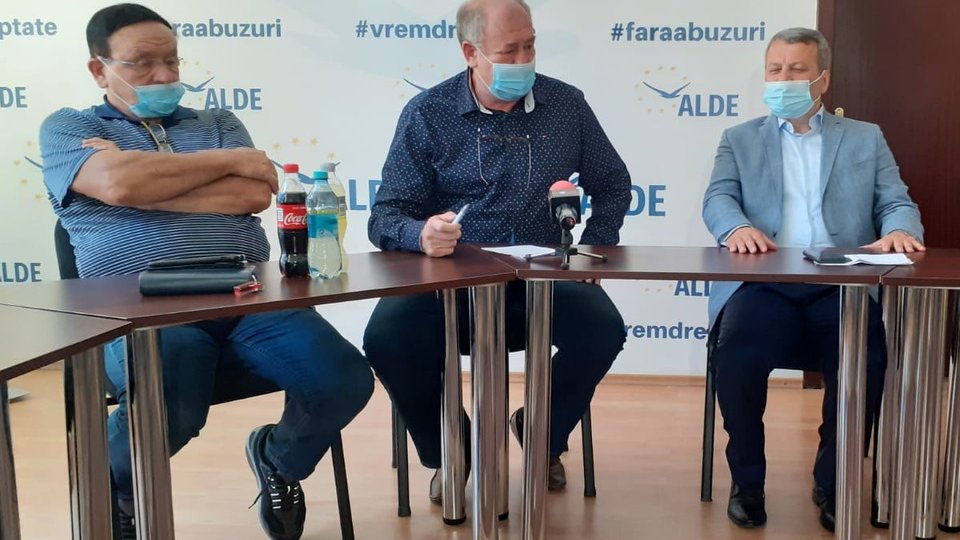 ALDE Brașov vrea să câștige alegerile locale cu tandemul Căncescu-Ialomițianu