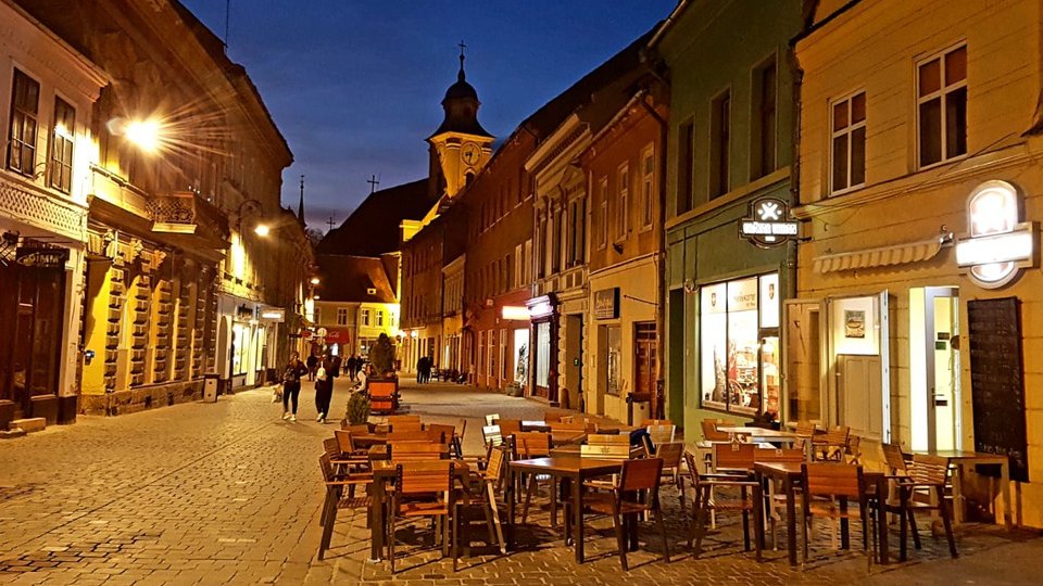 Localurile din Brașov vor fi închise, azi, timp de o oră