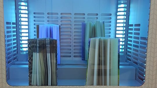 Biblioteca Județeană "George Bariţiu" sterilizează cărțile împrumutate de braşoveni. Două sterilizatore moderne cu ultraviolete au intrat în dotarea instituției