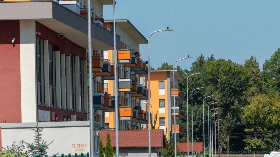 Zona nouă din cartierul Tractorul va avea iluminat public aproape peste tot, până la sfârșitul anului