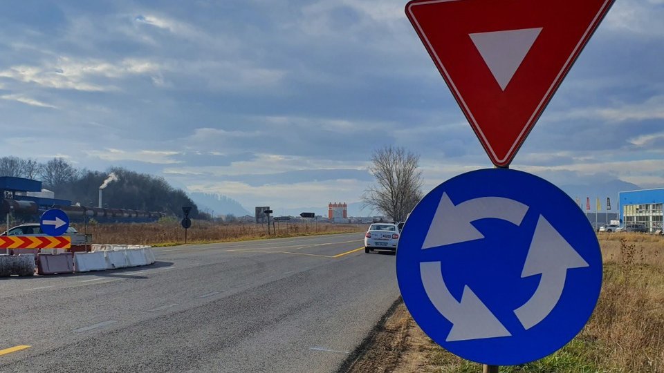 Primăria Făgăraș a solicitat CNAIR amenajarea unui sens giratoriu, în regim de urgență