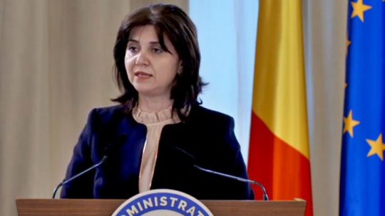 Elevii trebuie să aibă motive medicale serioase pentru a opta doar pentru şcoala online