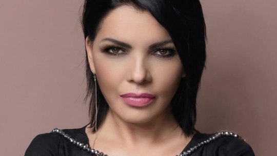 Aura Anghel, consultant de imagine: ,,Frumuseţea înseamnă să fii autentic, nu original’’