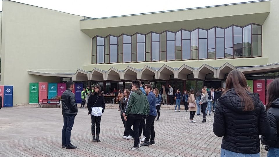 Un million de euro pentru studenții de la Transilvania cu inițiativă, în cadrul programului "Fii în centru"