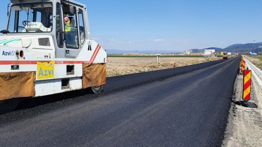 BRAȘOV. Peste 570 de milioane de lei pentru patru drumuri județene