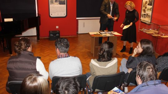 Înscrieri la concursul de poezie și proză "Andrei Mureşanu"