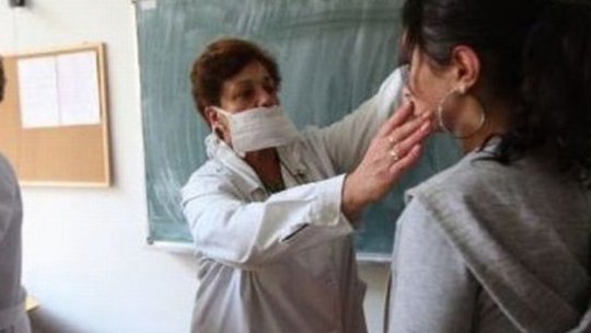 În localitățile cu incidență sub 3 la mie se merge la şcoală, indiferent de procentul de vaccinare. Cine va decide cum se face testarea