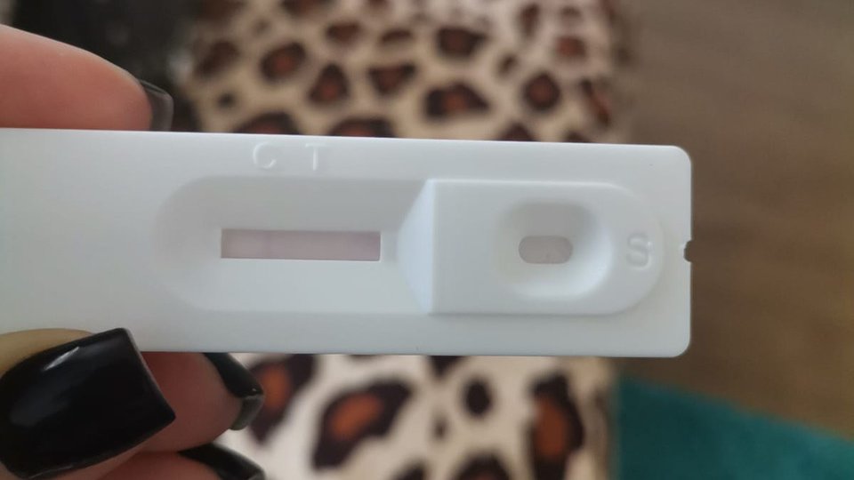 Ce spun părinții din Braşov despre testele de salivă pentru depistarea Covid-19, din şcoli
