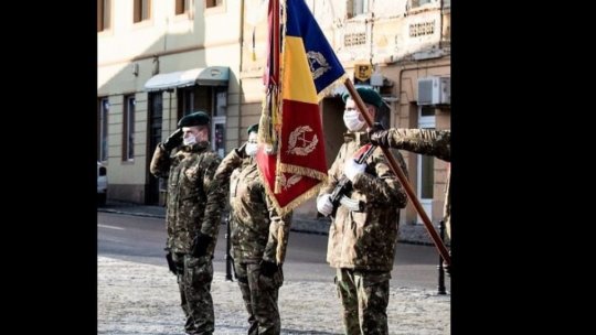 Ceremonial militar de 1 Decembrie, în centrul Braşovului