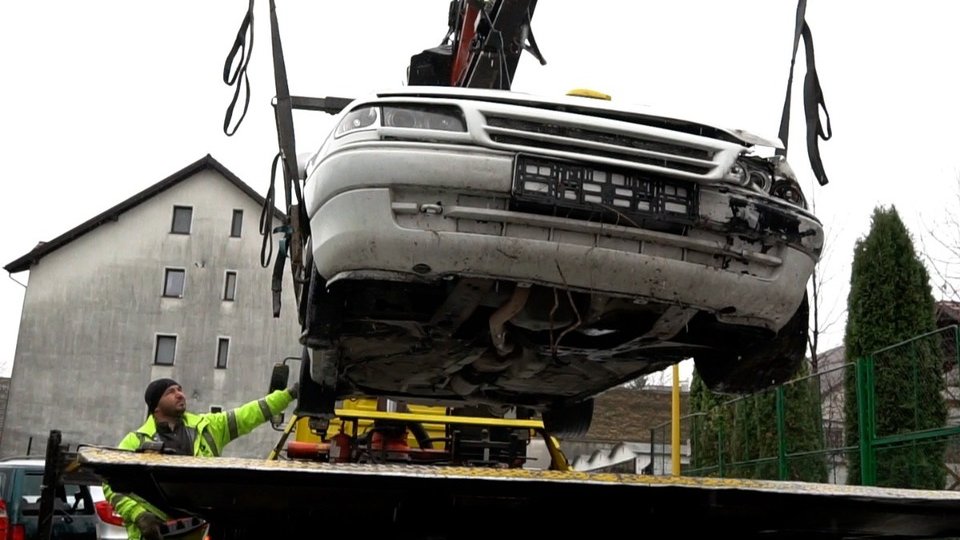 Brașov. Cel mai mare număr de ridicări de vehicule abandonate într-o singură zi