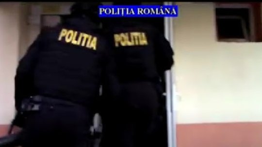 Percheziții la samsarii de mașini aduse din străinătate