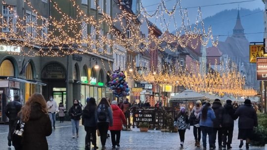 Masca este obligatorie în zonele aglomerate din Brașov
