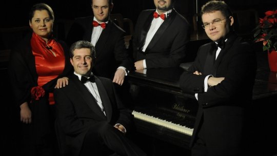 Concert de colinde la mall, cu Cvintetul Anatoly