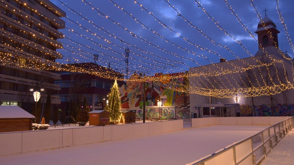 BRAȘOV. Hai la patinoar!