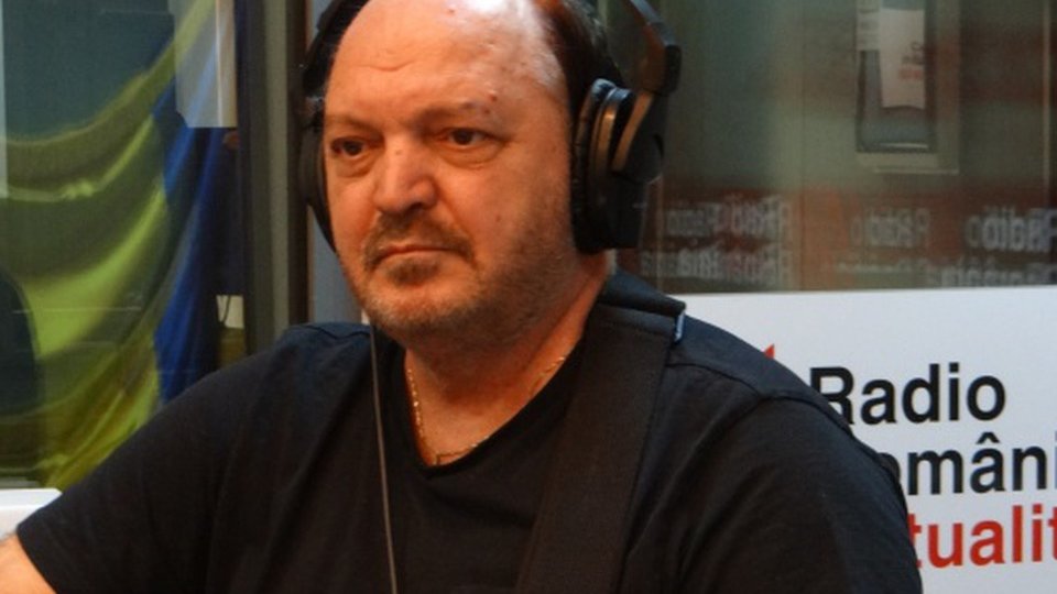 Ne-a părăsit artistul Victor Socaciu
