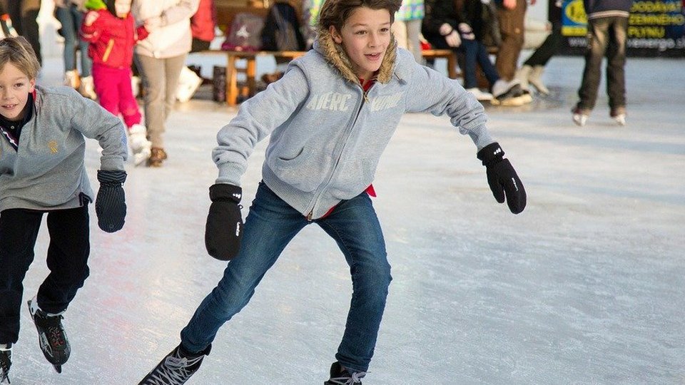 Se deschide patinoarul de la Olimpia