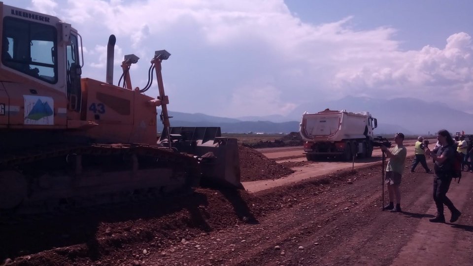 S-a finalizat licitația pentru proiectarea autostrăzii Brașov-Comarnic