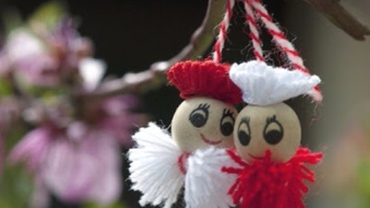 Florile și mărțișoarele, daruri permise în pandemie