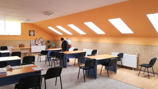 Școlile, dezinfectate azi și mâine, pentru redeschiderea de luni