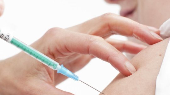 Peste 61.000 de persoane vaccinate în județ, până în prezent. 105 reacții adverse