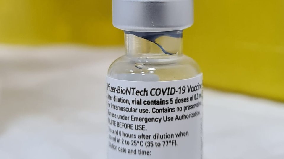 Cum se va face programarea persoanelor înscrise pe lista de așteptare pentru vaccinare (AUDIO)