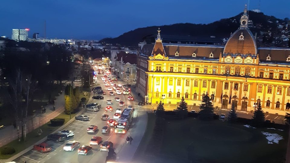 Proteste la Brașov. Circa 300 de persoane s-au adunat și astăzi, în Centrul Istoric (UPDATE)
