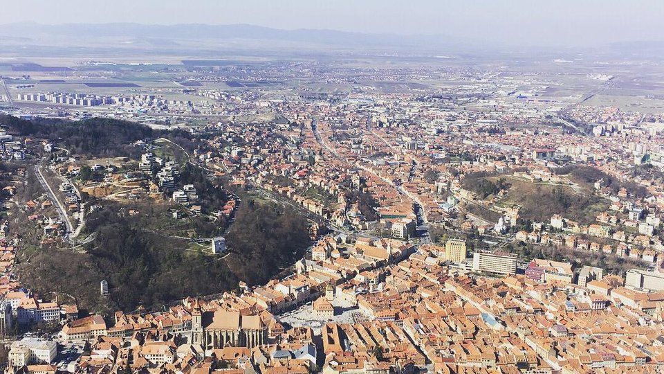 Alte 14 zile de restricții specifice scenariului roșu, în municipiul Brașov